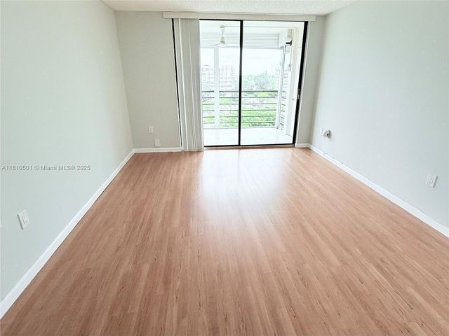 1300 SAINT CHARLES Place 706, Pembroke Pines, FL 33026