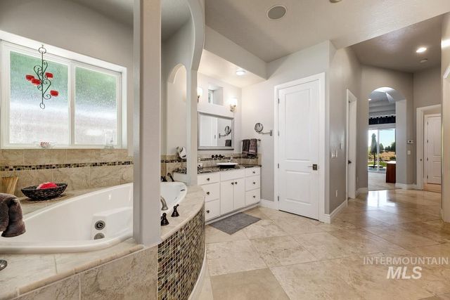 12583 W Deep Canyon Drive, Star, ID 83669