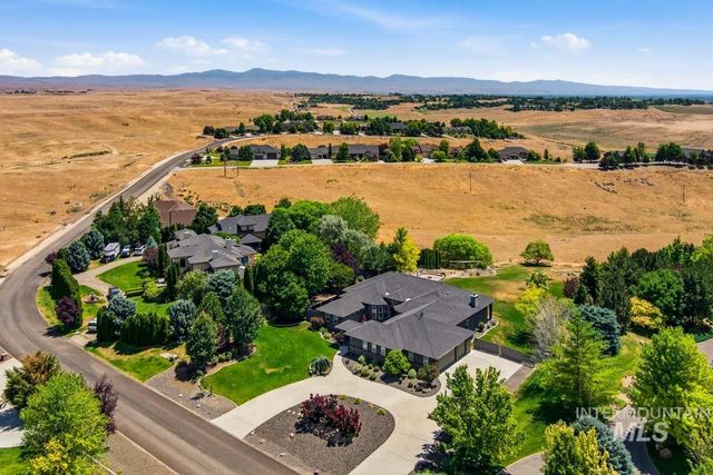 12583 W Deep Canyon Drive, Star, ID 83669