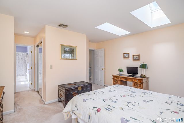 18 Sullivan Farm 18, New Milford, CT 06776