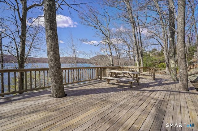 18 Sullivan Farm 18, New Milford, CT 06776
