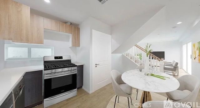 6344 Camellia 6342, North Hollywood, CA 91606