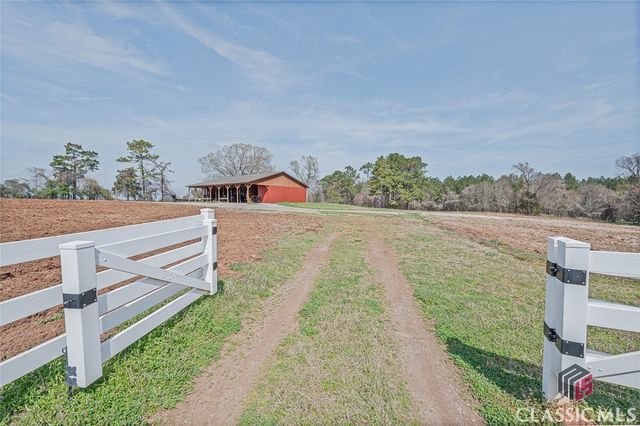 284 New Phoenix Road, Eatonton, GA 31024