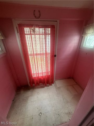 568 Columbus Street, Bedford, OH 44146