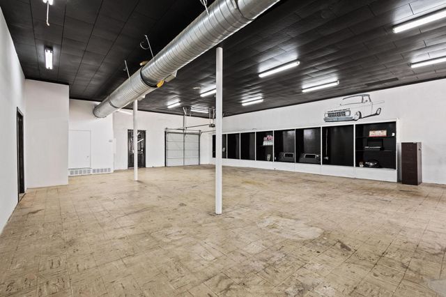 205 Main Street, Deport, TX 75435