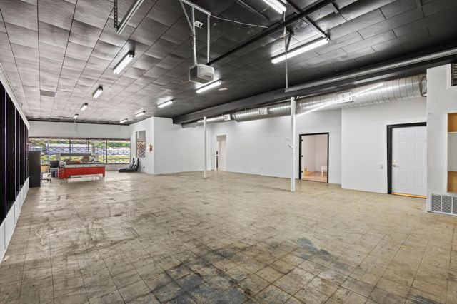 205 Main Street, Deport, TX 75435