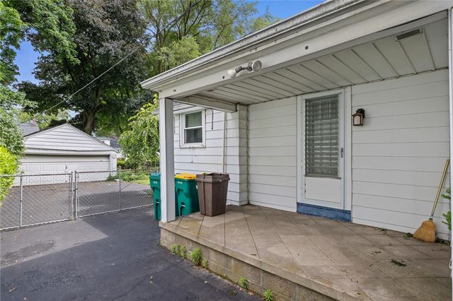 42 Sunset Drive, Brighton, NY 14618