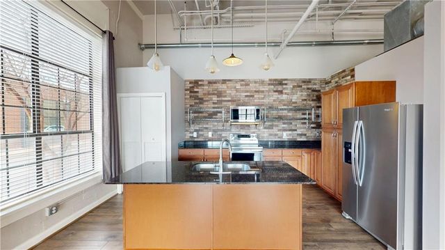 308 St Louis Street 101, Mobile, AL 36602