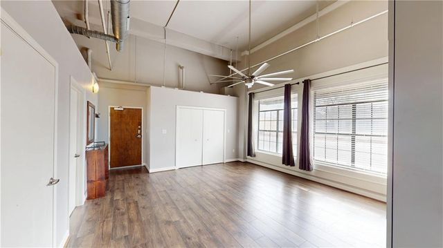 308 St Louis Street 101, Mobile, AL 36602