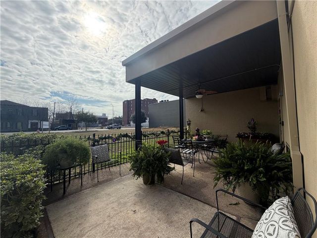 308 St Louis Street 101, Mobile, AL 36602