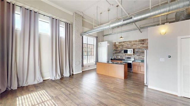 308 St Louis Street 101, Mobile, AL 36602