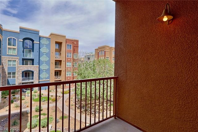44 East Serene Avenue 325, Las Vegas, NV 89123
