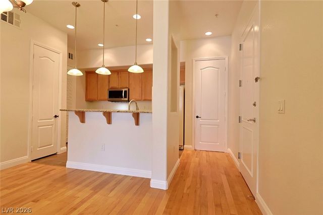 44 East Serene Avenue 325, Las Vegas, NV 89123