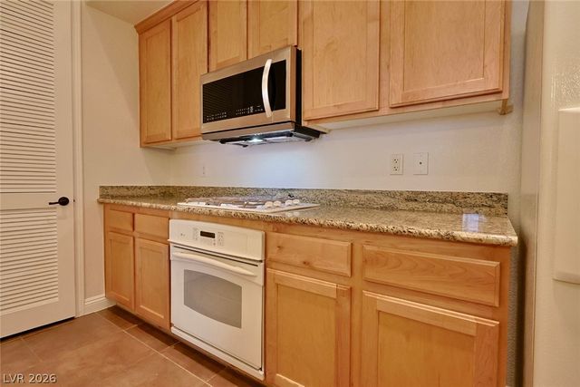 44 East Serene Avenue 325, Las Vegas, NV 89123