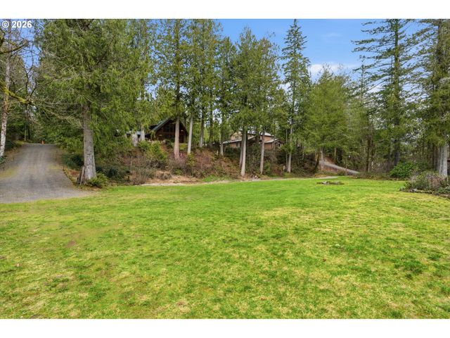 57206 E MARMOT Rd, Sandy, OR 97055