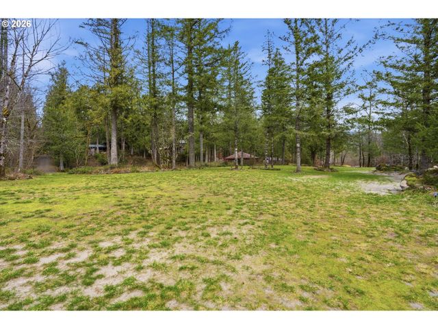 57206 E MARMOT Rd, Sandy, OR 97055