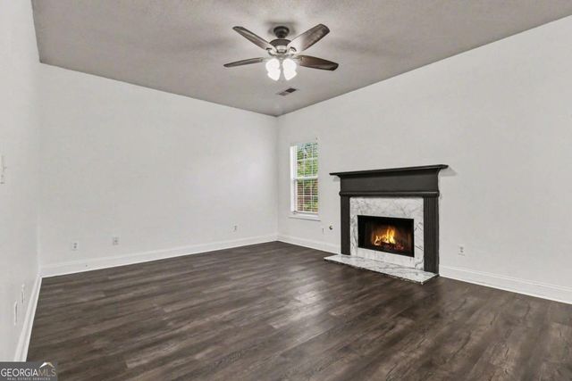 7855 Kayak Way, Cumming, GA 30028