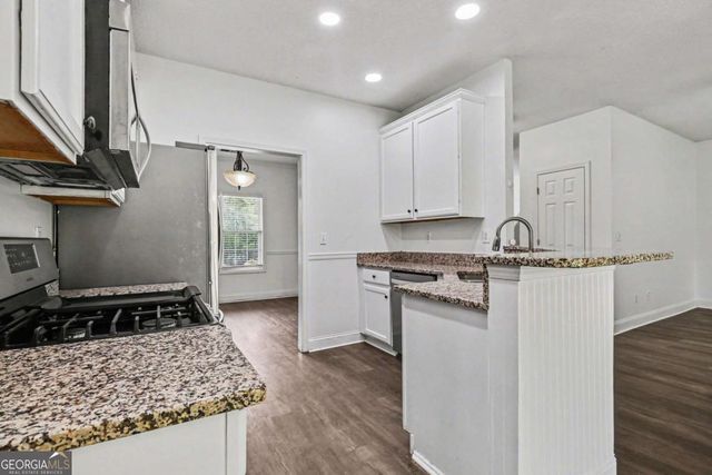 7855 Kayak Way, Cumming, GA 30028