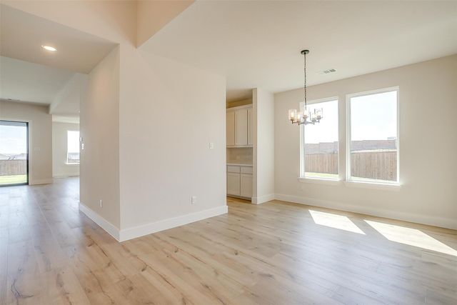 806 Feathergrass Court E, Haslet, TX 76052