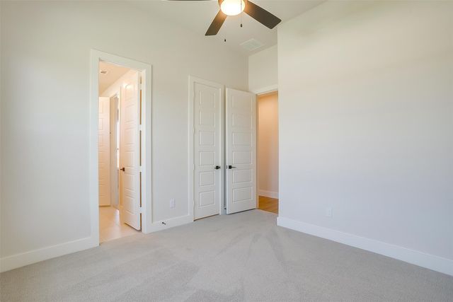 806 Feathergrass Court E, Haslet, TX 76052