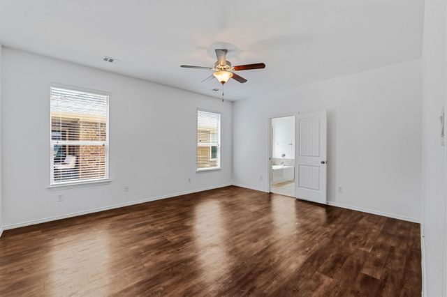 172 Housefinch LOOP, Leander, TX 78641