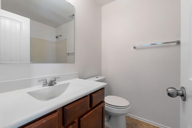 172 Housefinch LOOP, Leander, TX 78641
