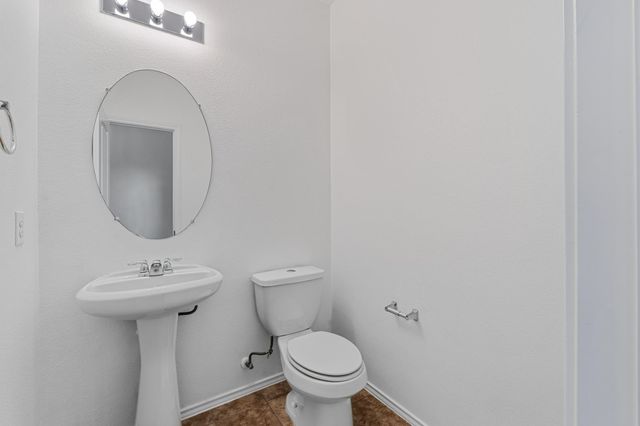 172 Housefinch LOOP, Leander, TX 78641