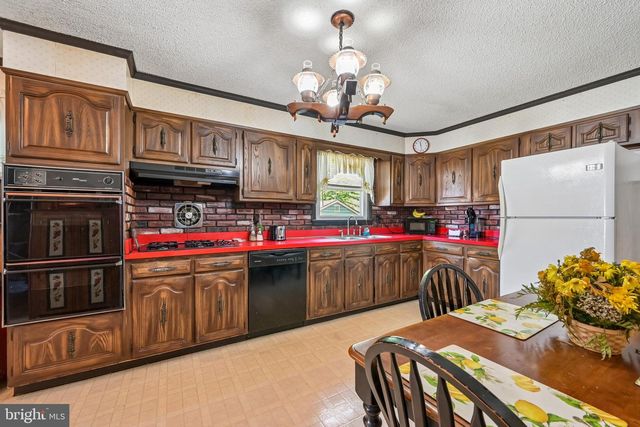 816 E ATLANTIC AVE, Laurel Springs, NJ 08021