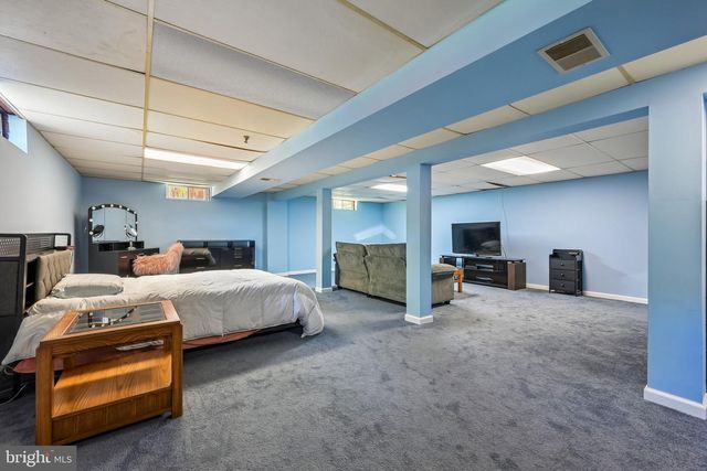 816 E ATLANTIC AVE, Laurel Springs, NJ 08021