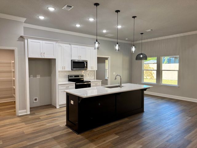 114 A Marimba Street, Mary Esther, FL 32569