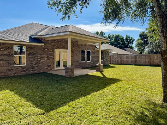 114 A Marimba Street, Mary Esther, FL 32569