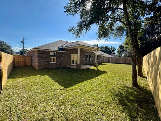 114 A Marimba Street, Mary Esther, FL 32569