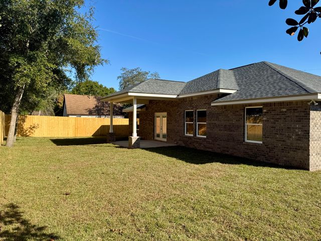 114 A Marimba Street, Mary Esther, FL 32569