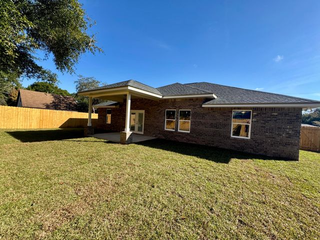 114 A Marimba Street, Mary Esther, FL 32569