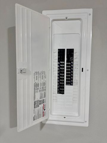 114 A Marimba Street, Mary Esther, FL 32569