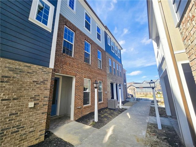 305 Frederick Lane, Cranberry Twp, PA 16066