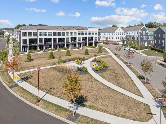 305 Frederick Lane, Cranberry Twp, PA 16066