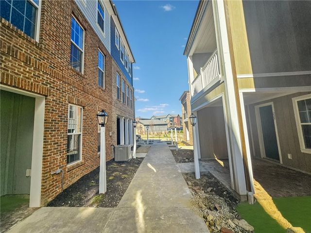 305 Frederick Lane, Cranberry Twp, PA 16066