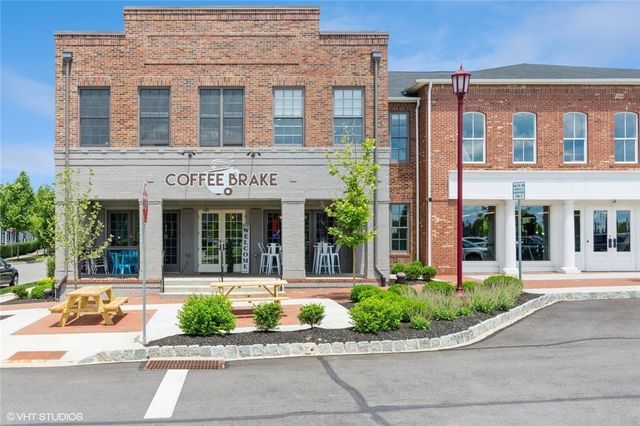 305 Frederick Lane, Cranberry Twp, PA 16066