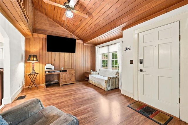 371 Conrad Drive, Thomasville, NC 27360