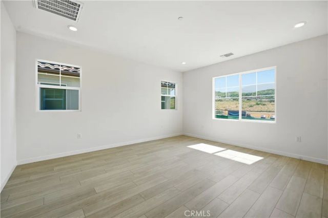 23704 Wilcox Drive, Newhall, CA 91321