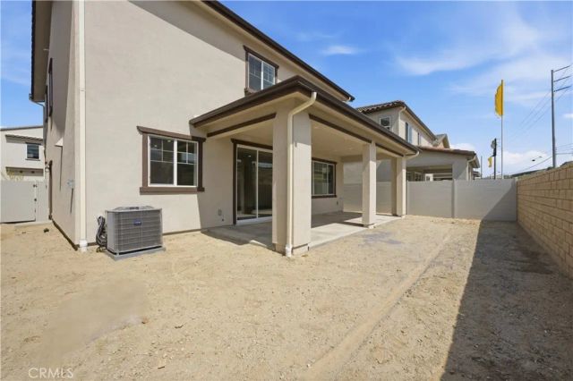 23704 Wilcox Drive, Newhall, CA 91321