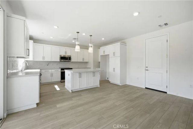 23704 Wilcox Drive, Newhall, CA 91321