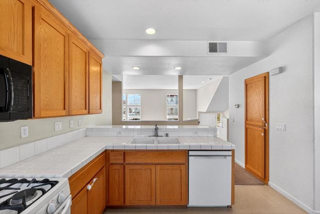 239 Jarvis, Morgan Hill, CA 95037