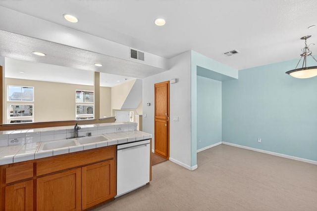 239 Jarvis, Morgan Hill, CA 95037