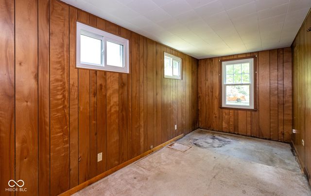 5915 N Oxford Street, Indianapolis, IN 46220