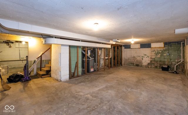 5915 N Oxford Street, Indianapolis, IN 46220