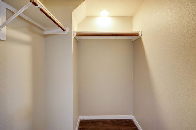 2006 W 43rd Street 22, Houston, TX 77018