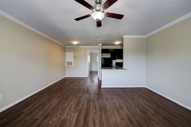 2006 W 43rd Street 22, Houston, TX 77018