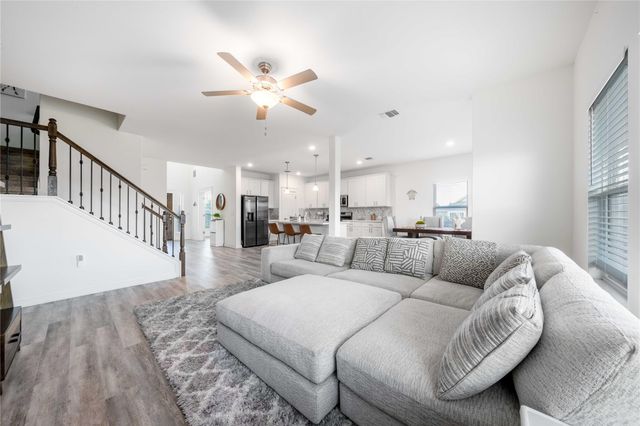 15309 Grenadine Bloom CV, Del Valle, TX 78617